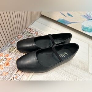 Nicole Miller Black Ballet Flats